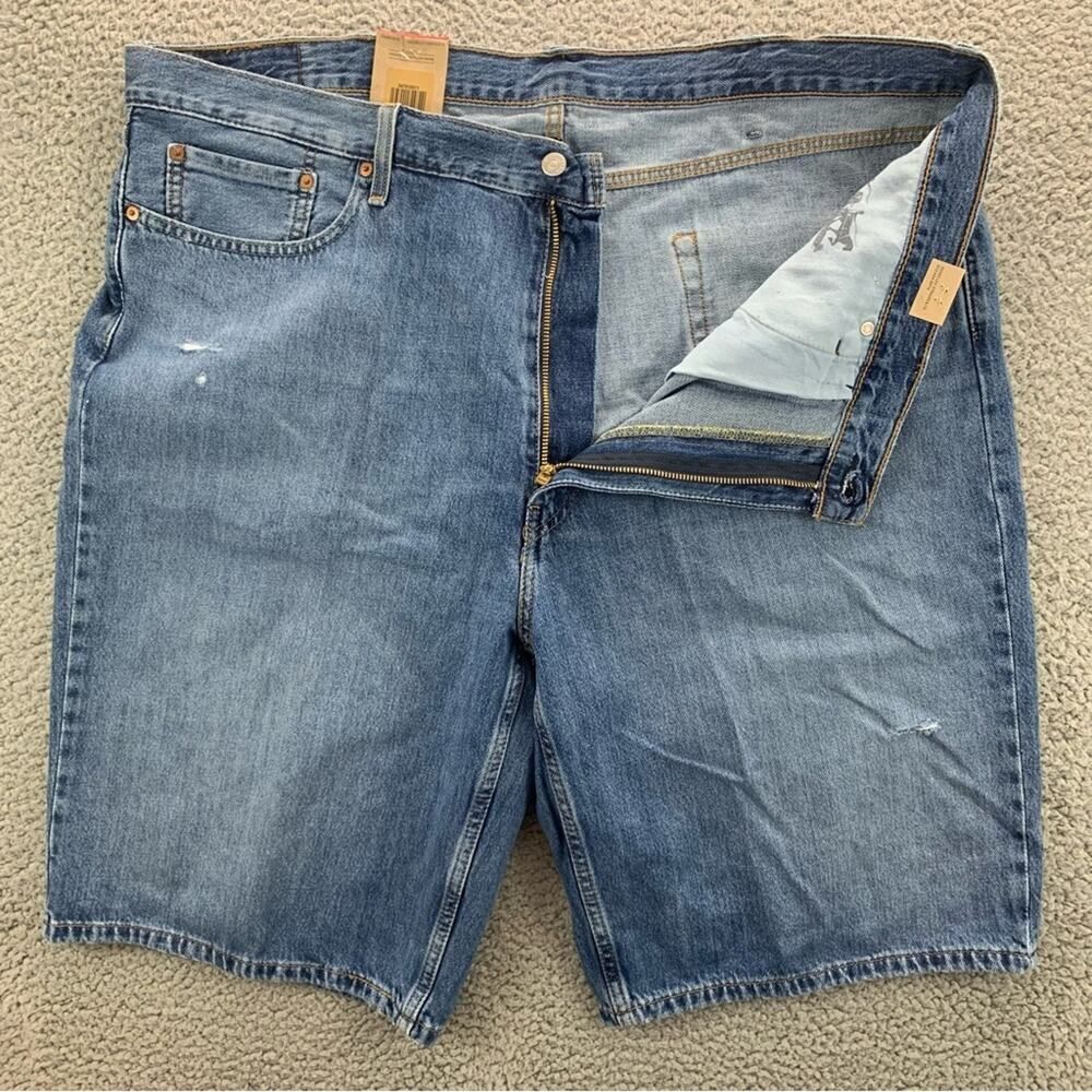 Levi's 469 Loose 12" Men's Shorts NWT - Size: 44 - Picture 2 of 15